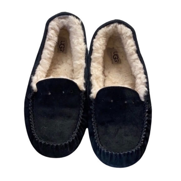 UGG Dakota Suede Slipper - Picture 2 of 10